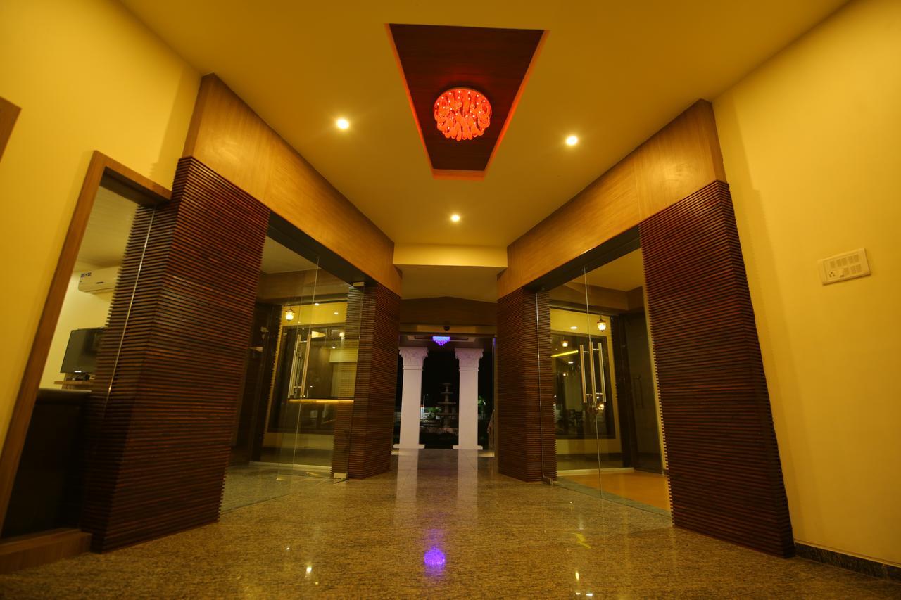 Saubhagya Inn International Lucknow Eksteriør bilde